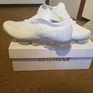 Women's Nike Vapormax Size 8 White
